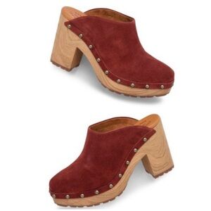 NWOT Kork-ease Sudbury Burgundy Studded Clog 9